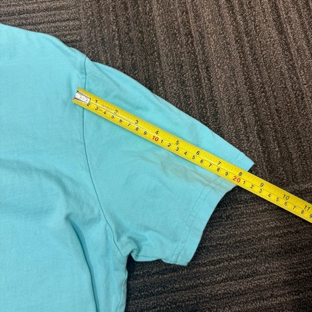 Amazon Essentials Men's Light Blue Short Sleeve Tee - Picture 5 of 7